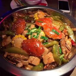 大瓜美食吃牛头肉视频,牛头肉风味大揭秘