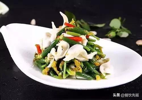 花妞吃山椒凤瓜视频,辣味十足，味蕾大满足！